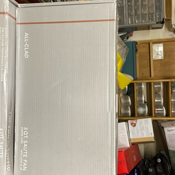 New All-Clad 3 QT Sauté Pan With Loop & Lid Copper-Core 6403 - Picture 2 of 3